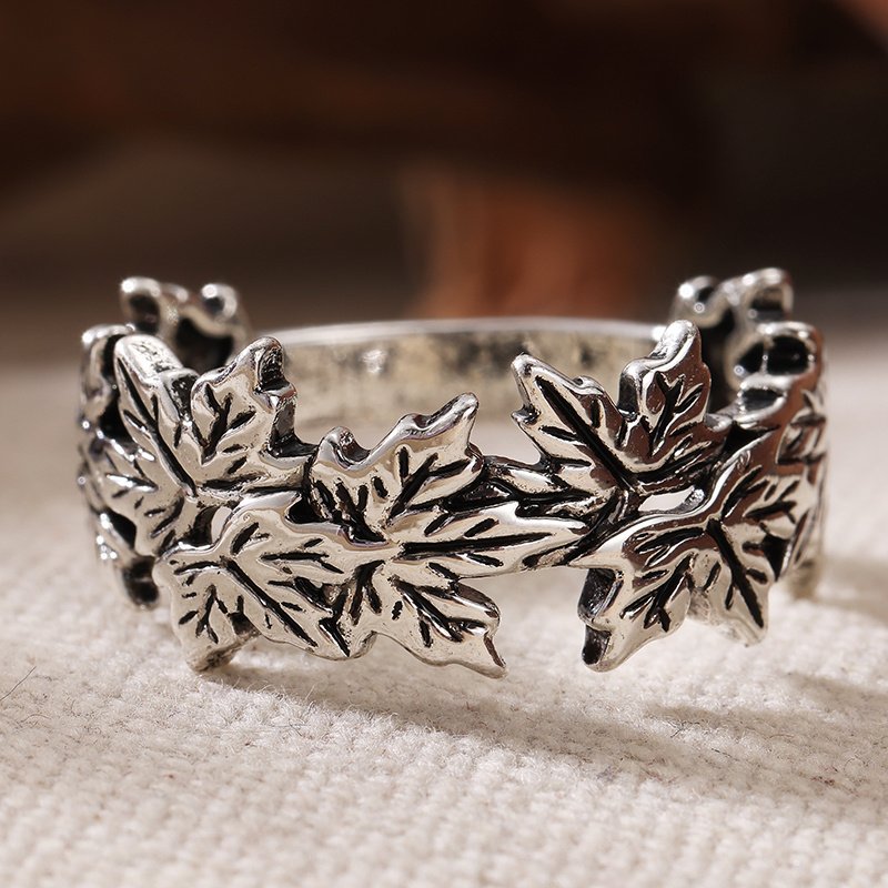 Fiddle Leaf Fig - Ladies' Fashion Silver Plated Ring With